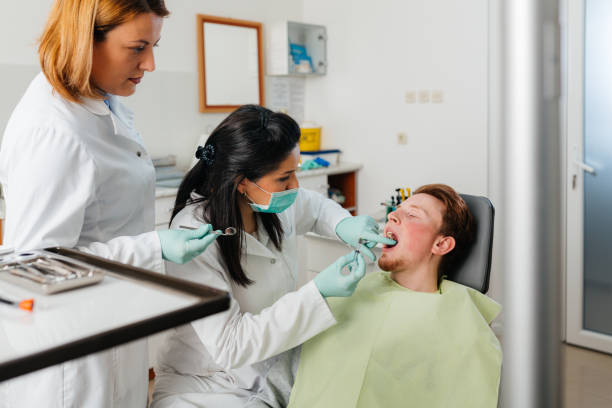 Best Emergency Care for Gum Disease in Jones Valley, CA